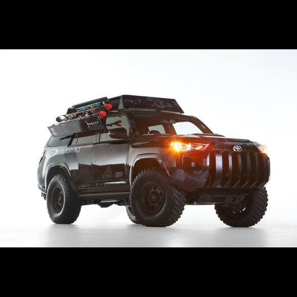 Welcome, Happy Shopping - Picture 1 of 1